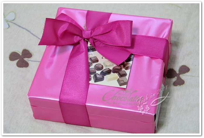 [點心]2011.05.17桃紅巧克力一盒